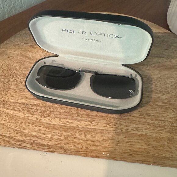 Polar Optics Clip On Sunglasses with Case - Picture 3 of 5